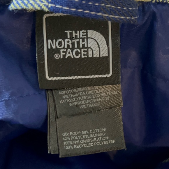 The North Face, Women’s, Plaid, Snap Front, Jacket. - Picture 8 of 11